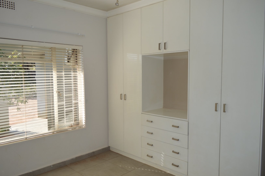 3 Bedroom Property for Sale in Flamwood North West
